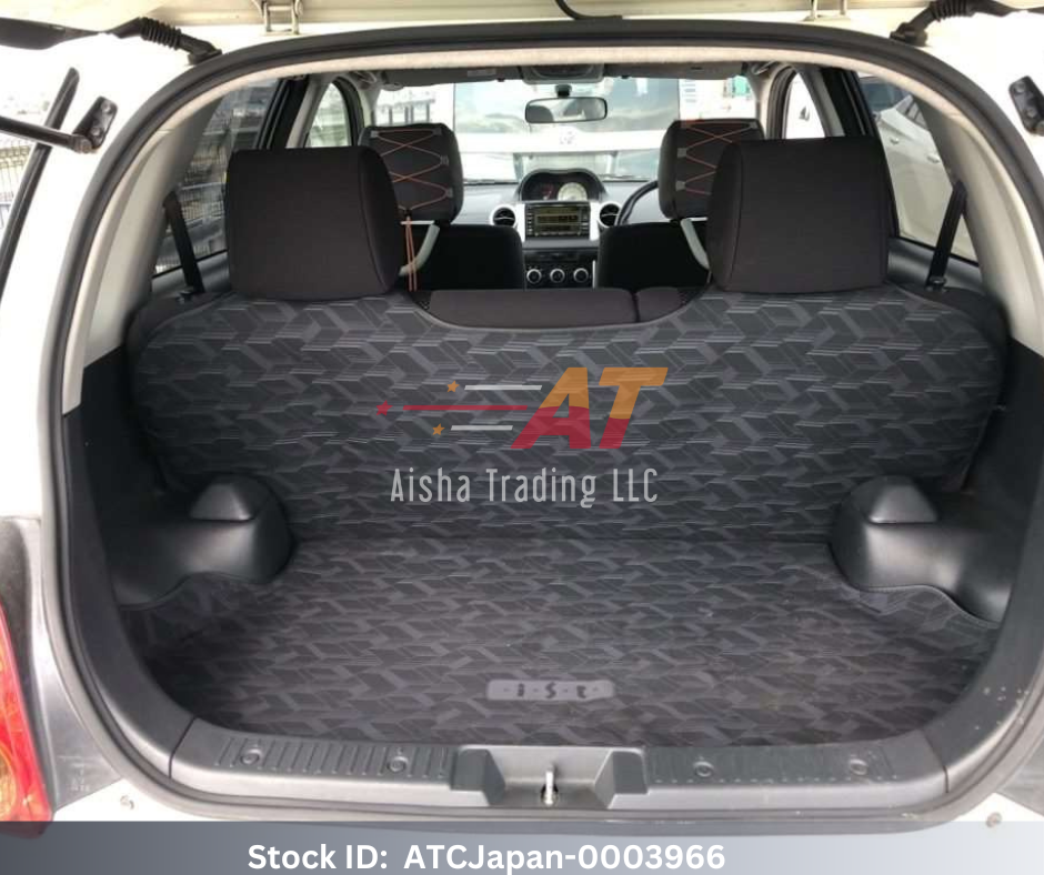 2004 Toyota IST